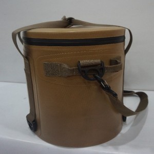 Waterproof cooler bag