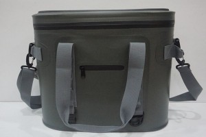 Waterproof cooler bag